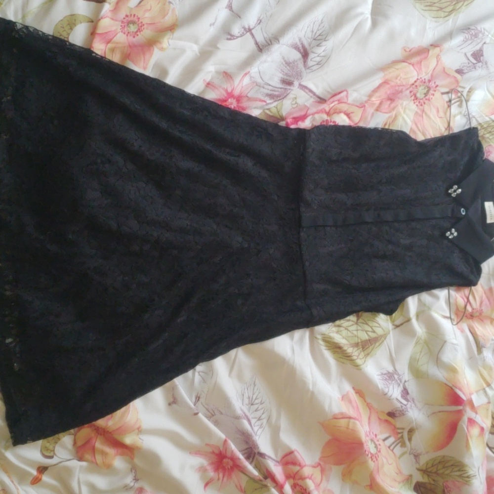 Black lace dress